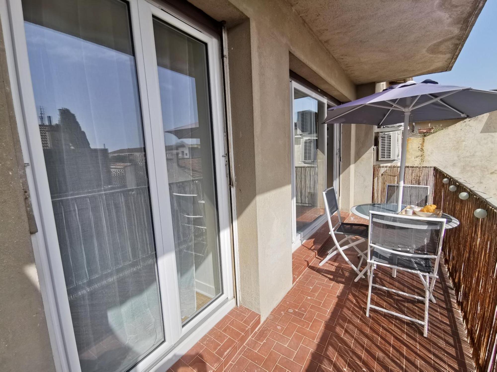 Appart'cosy - Clim - Terrasse - Ascenseur * Cavaillon